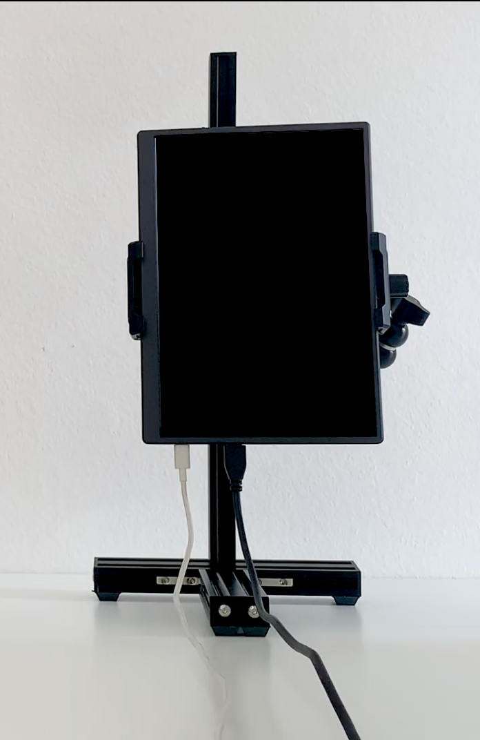 ATAI empty screen station
